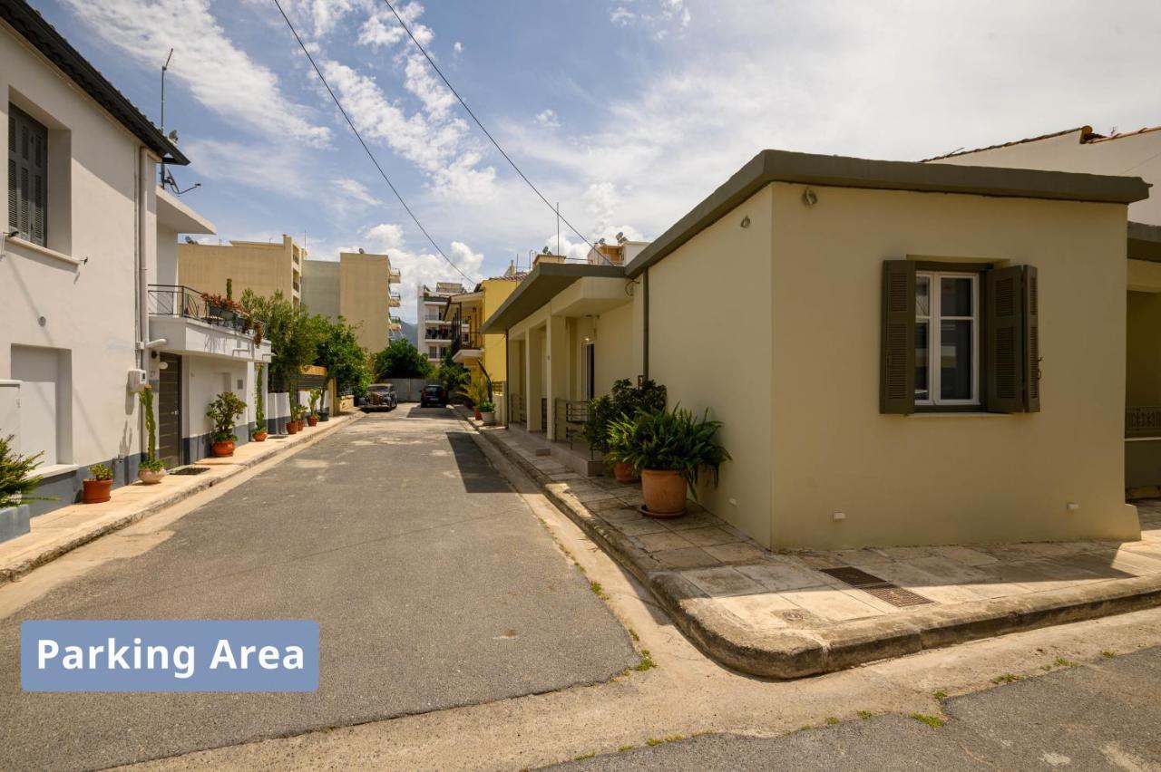 Linas Home - Kalamata Mediterranean Villas 外观 照片